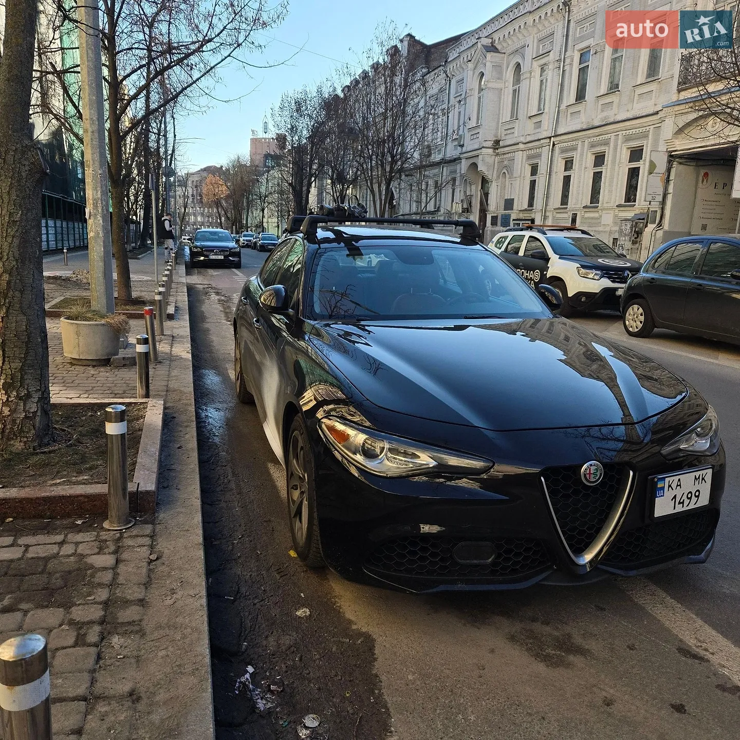 2017 Alfa Romeo Giulia - мініатюра 2