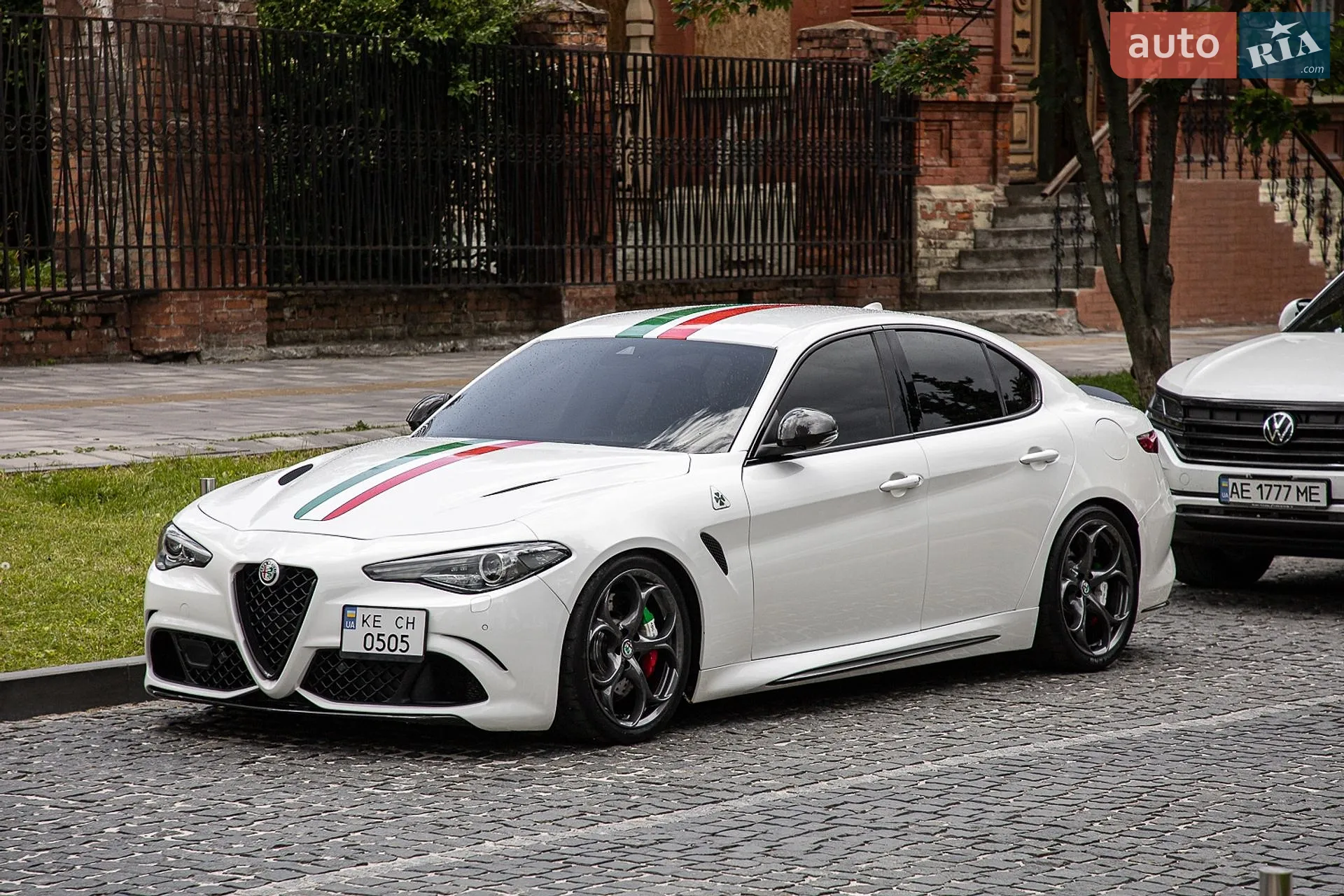 2016 Alfa Romeo Giulia - мініатюра 11