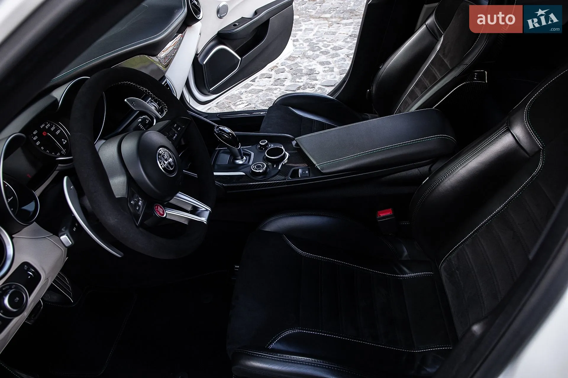 2016 Alfa Romeo Giulia - мініатюра 52