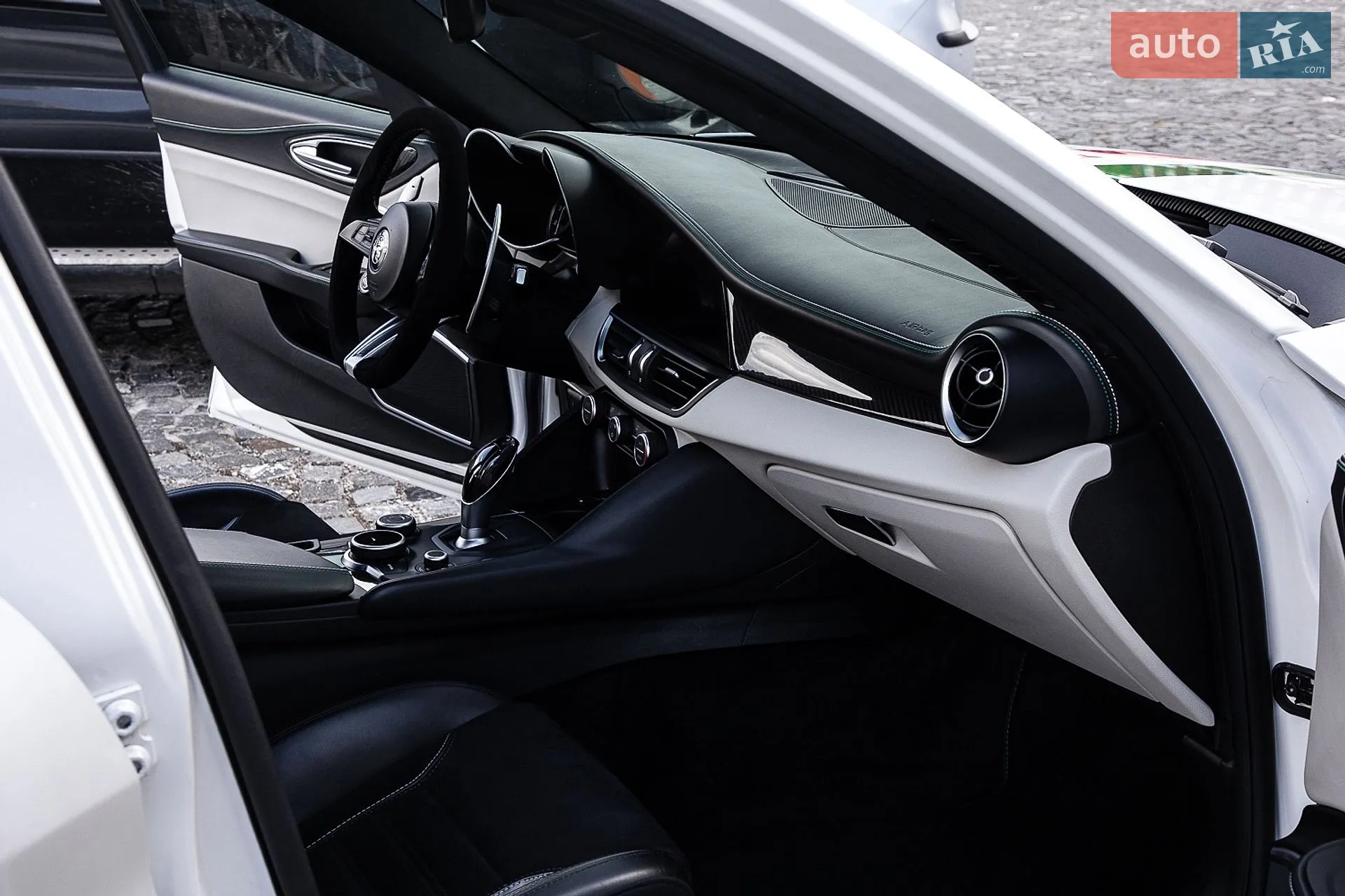2016 Alfa Romeo Giulia - мініатюра 54