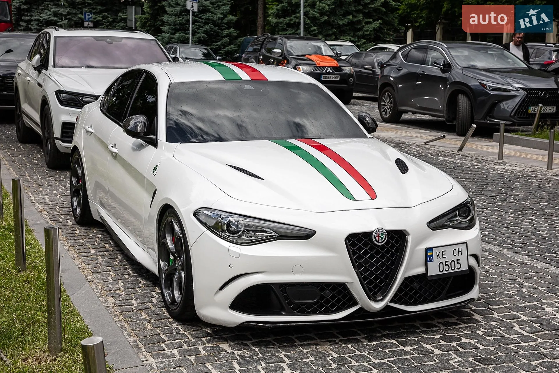 2016 Alfa Romeo Giulia - мініатюра 15