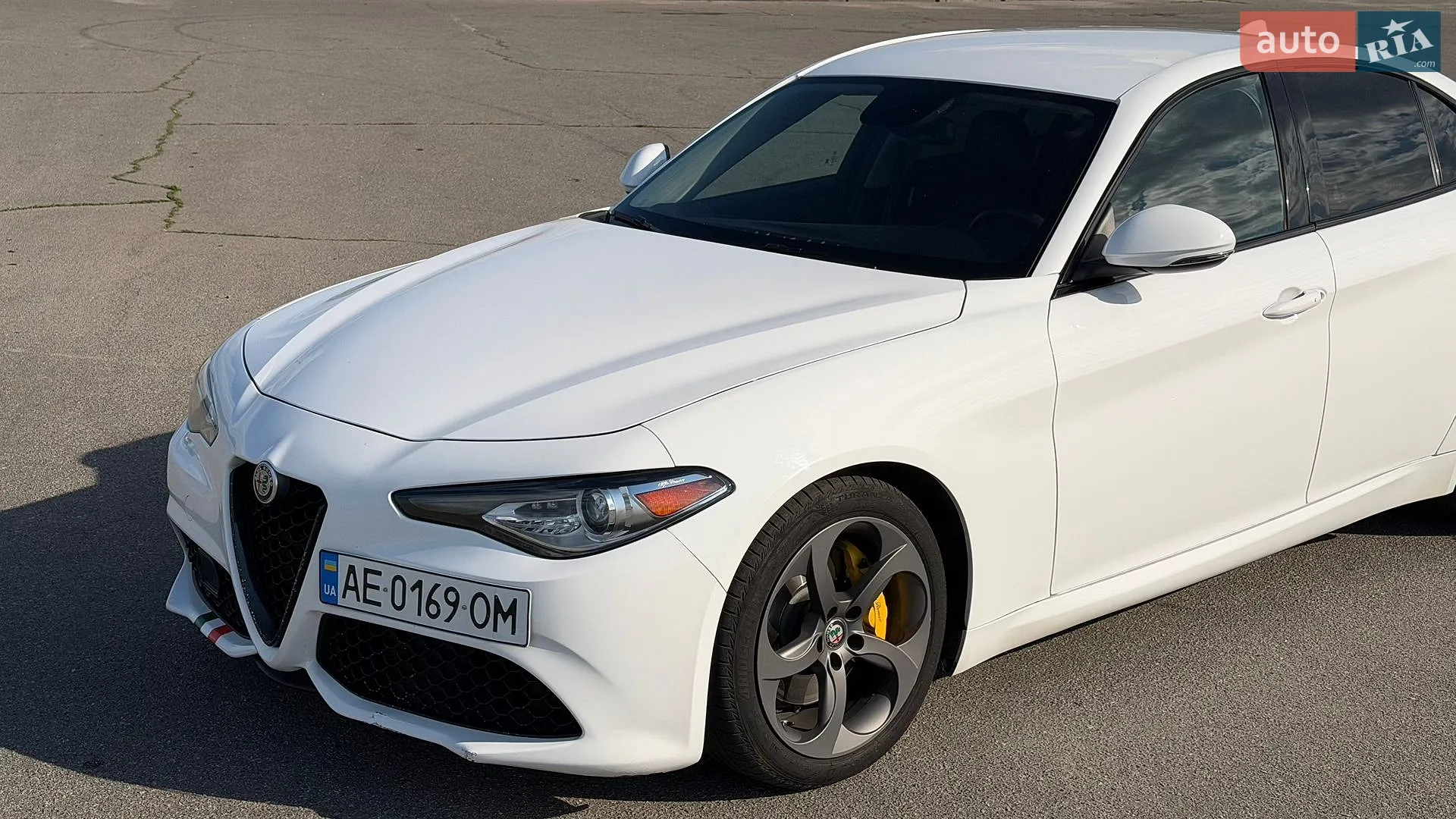 2017 Alfa Romeo Giulia - мініатюра 2