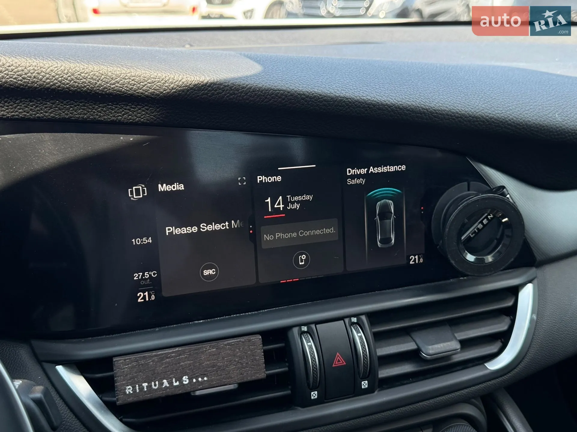 2020 Alfa Romeo Giulia - мініатюра 21