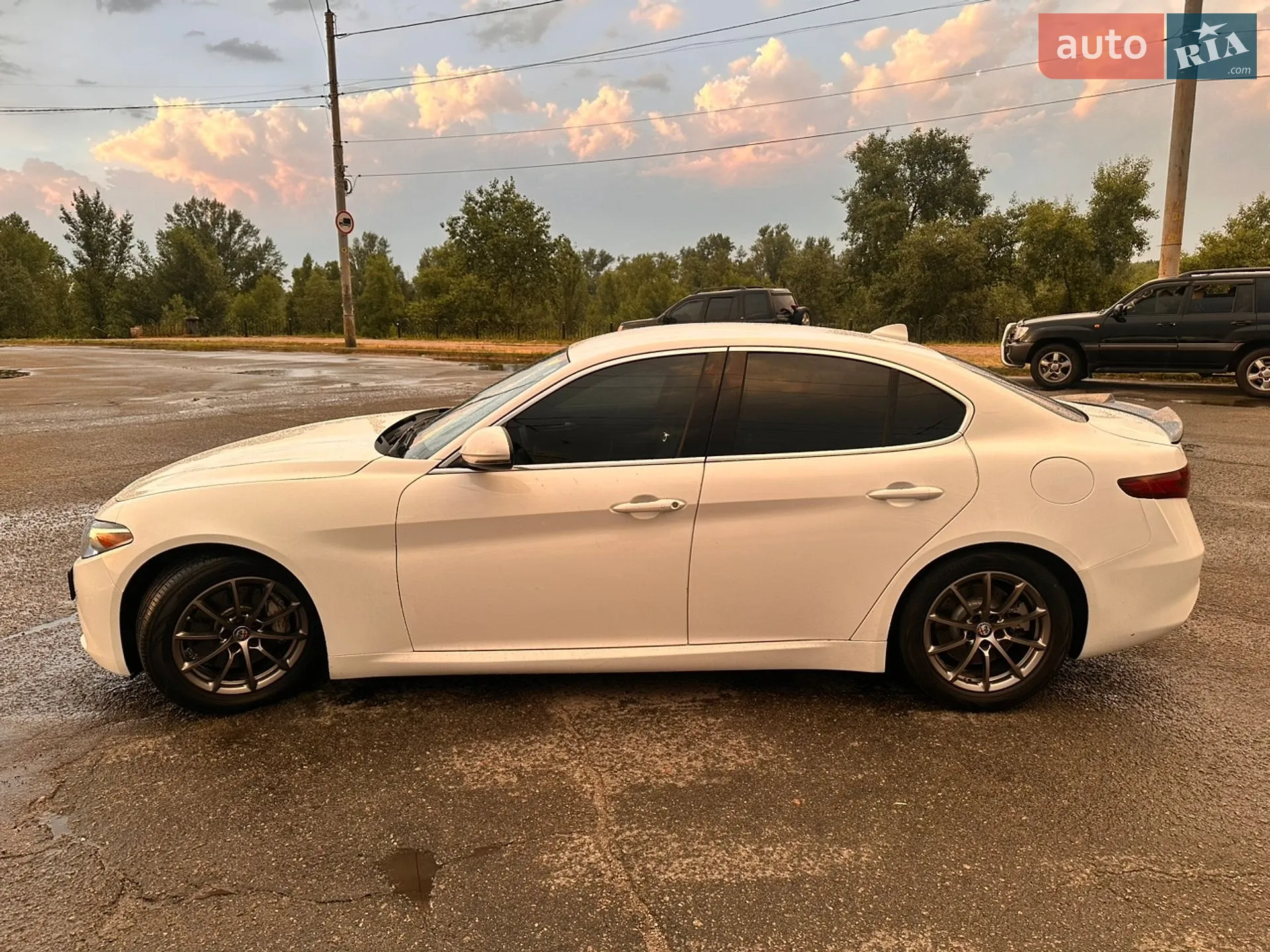 2017 Alfa Romeo Giulia - мініатюра 3