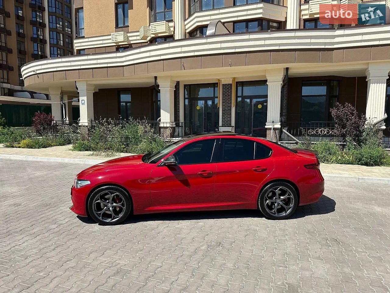 2018 Alfa Romeo Giulia - мініатюра 4