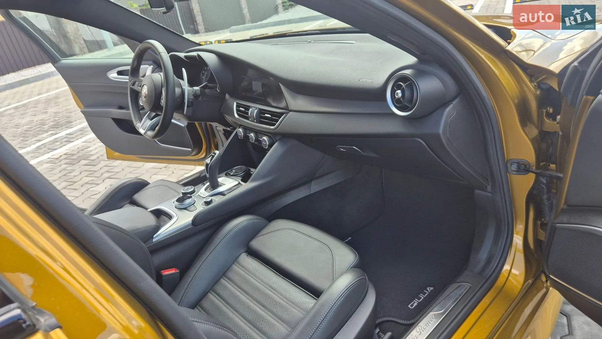 2022 Alfa Romeo Giulia - мініатюра 6