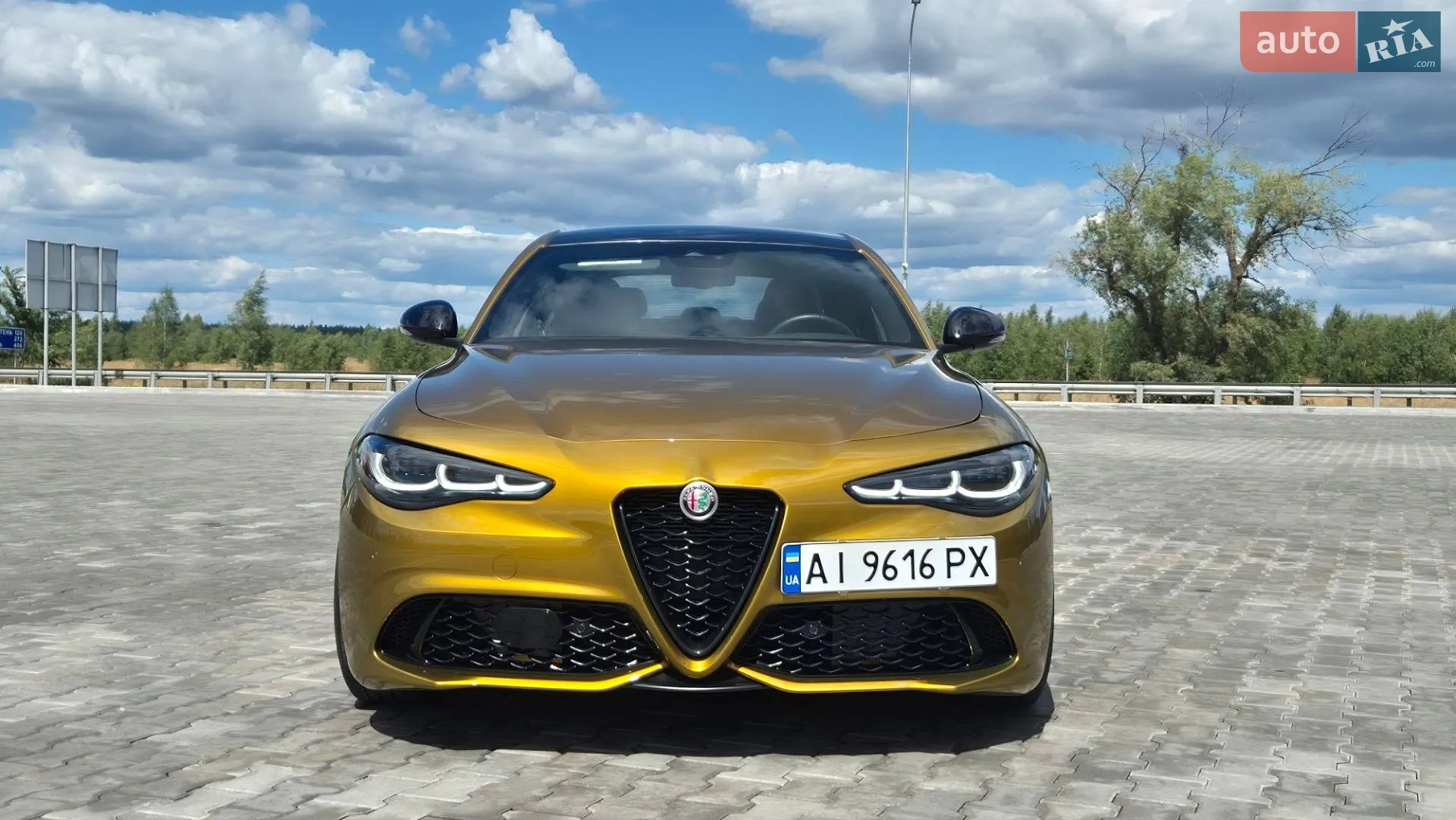 2022 Alfa Romeo Giulia - мініатюра 2