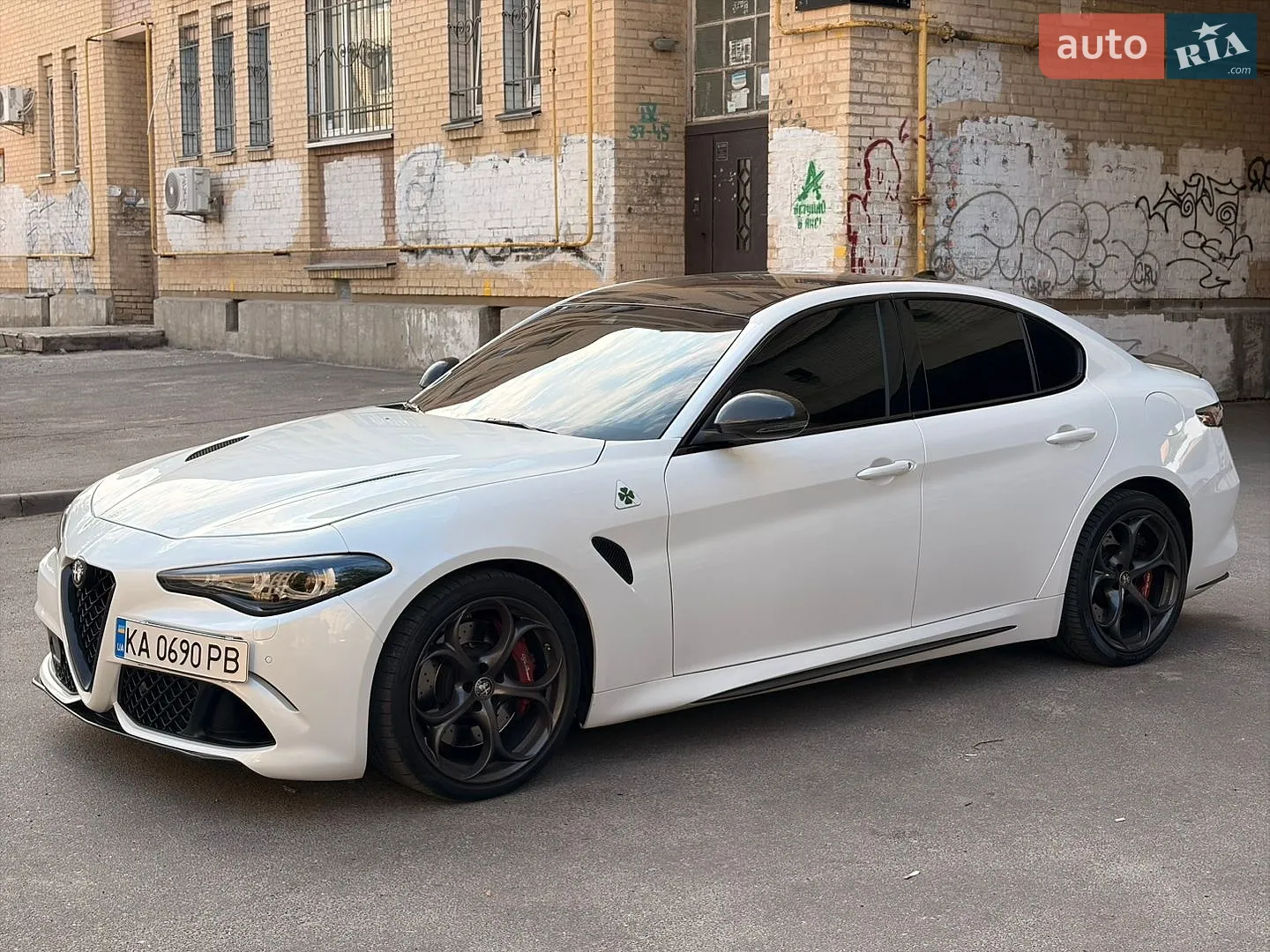 2018 Alfa Romeo Giulia - фото 1