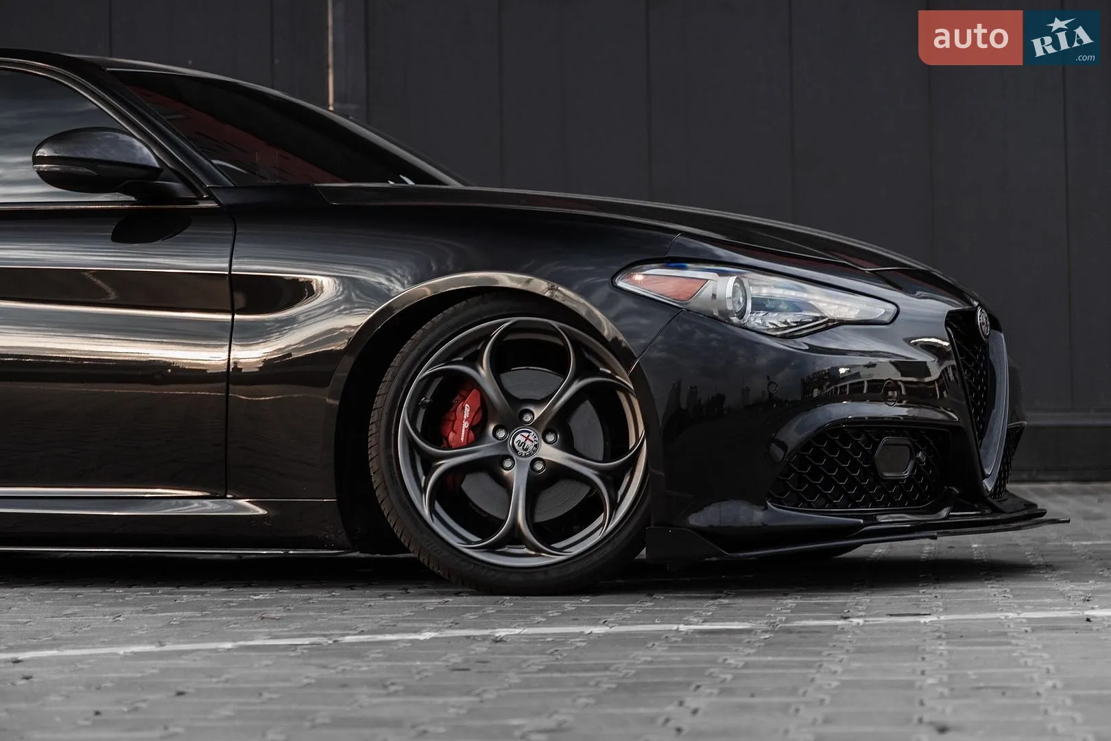 2017 Alfa Romeo Giulia - мініатюра 5