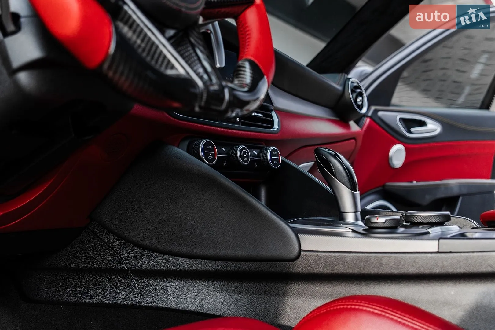 2017 Alfa Romeo Giulia - мініатюра 40