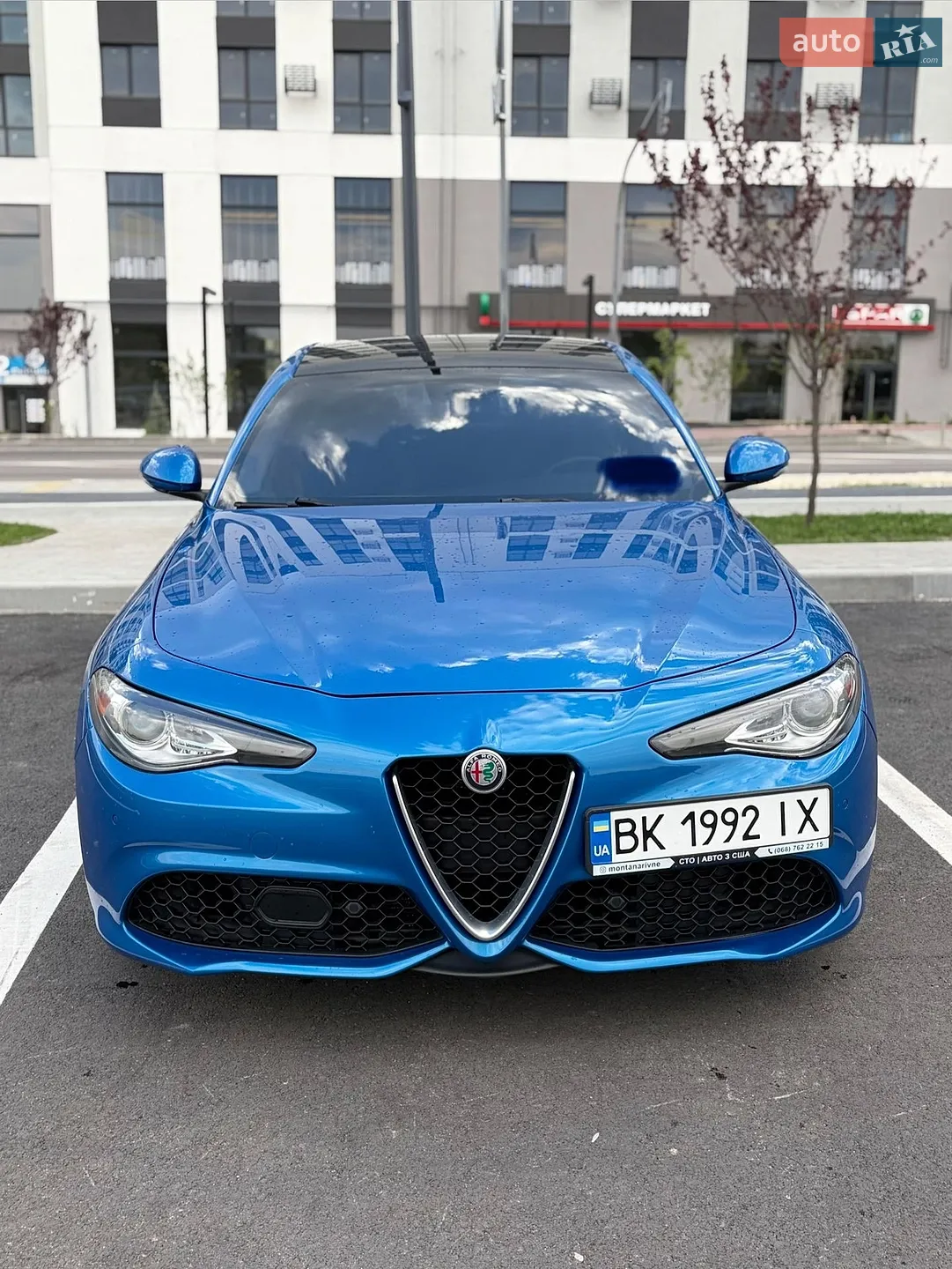 2017 Alfa Romeo Giulia - мініатюра 3