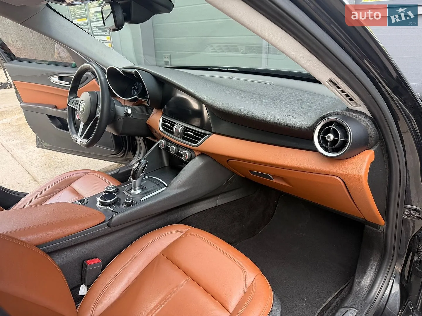 2017 Alfa Romeo Giulia - мініатюра 34
