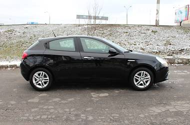 Хэтчбек Alfa Romeo Giulietta 2013 в Киеве