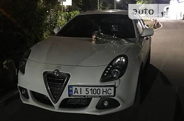 Седан Alfa Romeo Giulietta 2012 в Киеве