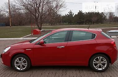 Хэтчбек Alfa Romeo Giulietta 2012 в Мариуполе