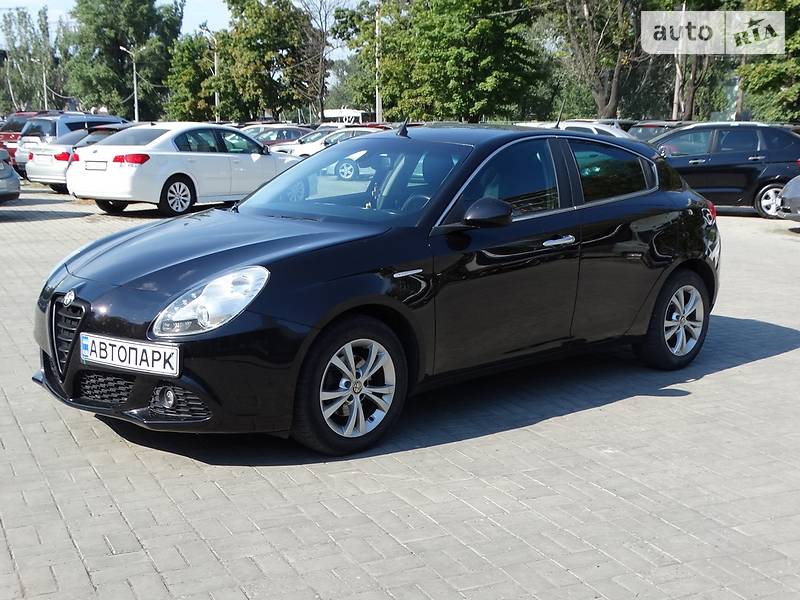 Хетчбек Alfa Romeo Giulietta 2012 в Дніпрі