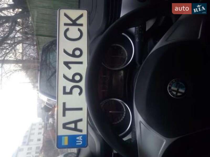 Хетчбек Alfa Romeo Giulietta 2010 в Коломиї