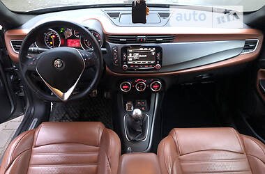 Alfa Romeo Giulietta 1 2015