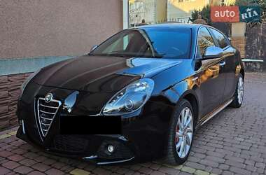 Хэтчбек Alfa Romeo Giulietta 2012 в Ужгороде