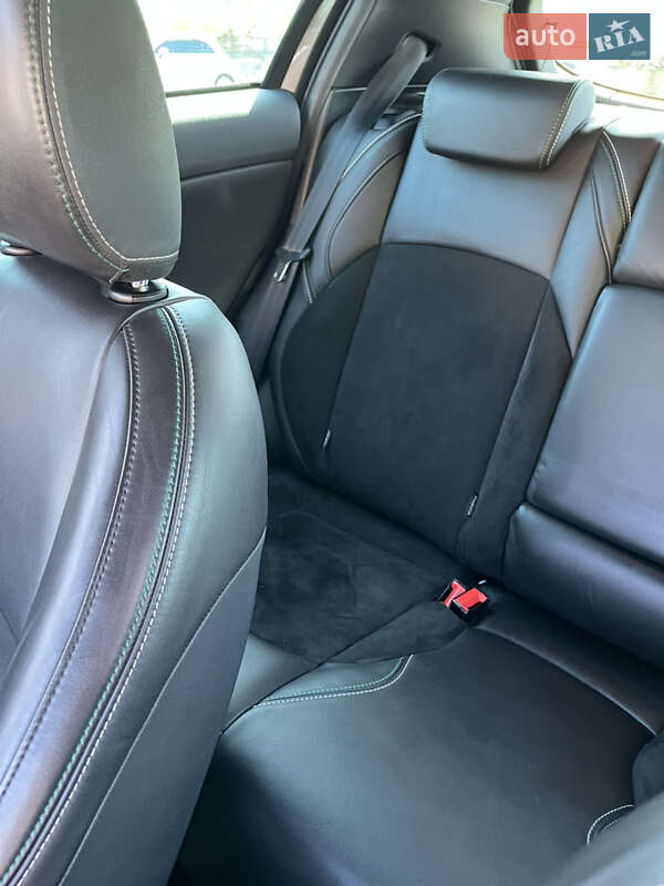 Хэтчбек Alfa Romeo Giulietta 2015 в Киеве