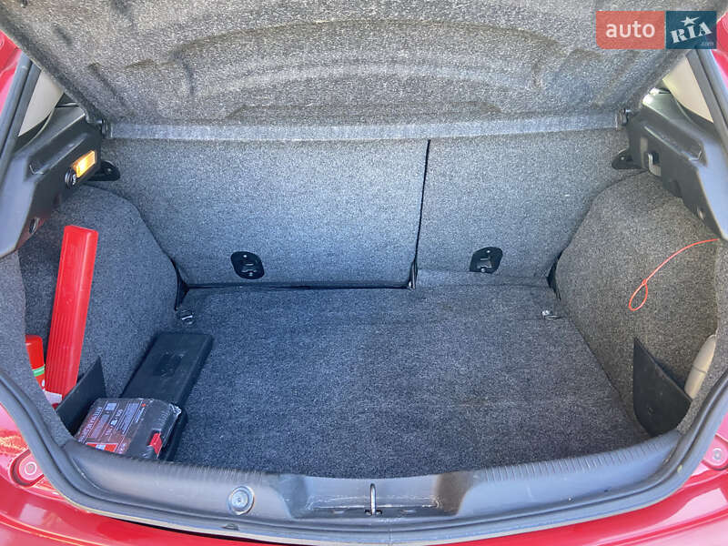 Хэтчбек Alfa Romeo Giulietta 2012 в Киеве