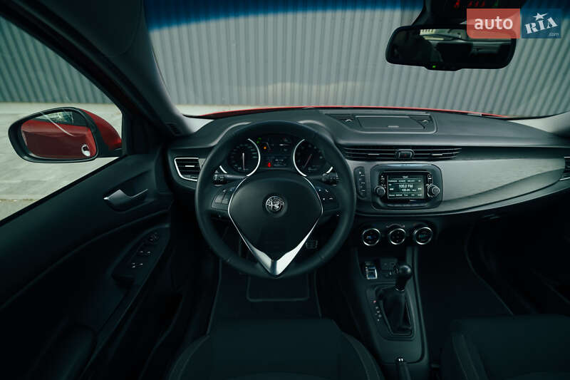 Хэтчбек Alfa Romeo Giulietta 2019 в Харькове фото 25 Хэтчбек Alfa Romeo Giulietta 2019 в Харькове