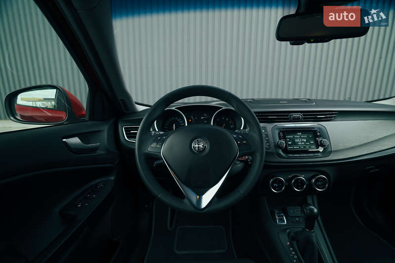 Хэтчбек Alfa Romeo Giulietta 2019 в Харькове фото 26 Хэтчбек Alfa Romeo Giulietta 2019 в Харькове