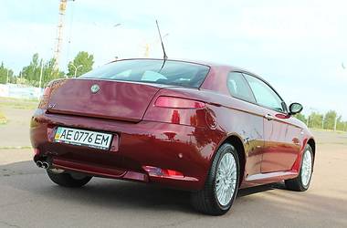 Купе Alfa Romeo GT 2011 в Києві