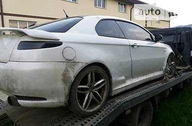 Купе Alfa Romeo GT 2005 в Тячеве