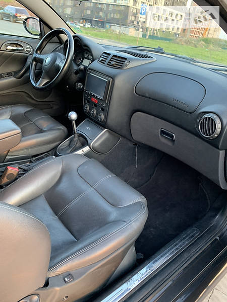 Купе Alfa Romeo GT 2008 в Львове