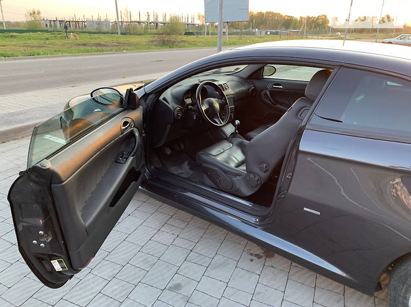 Купе Alfa Romeo GT 2008 в Львове