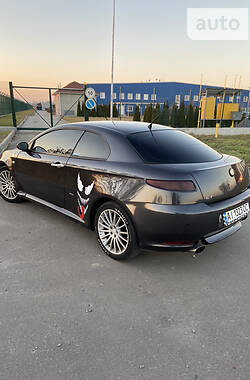 Купе Alfa Romeo GT 2004 в Броварах