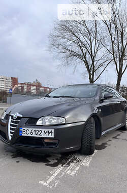 Купе Alfa Romeo GT 2005 в Львові