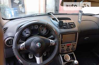 Купе Alfa Romeo GT 2004 в Ивано-Франковске
