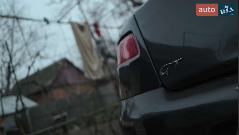 Купе Alfa Romeo GT 2006 в Смілі