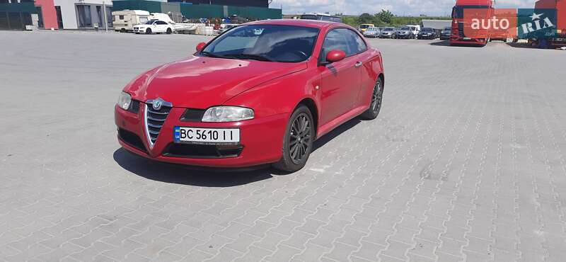 Alfa Romeo GT 2004