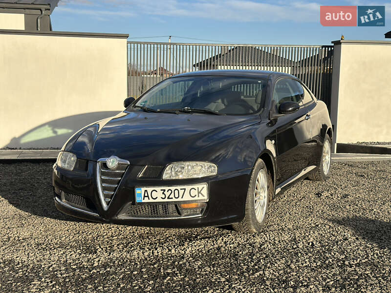 Купе Alfa Romeo GT 2007 в 