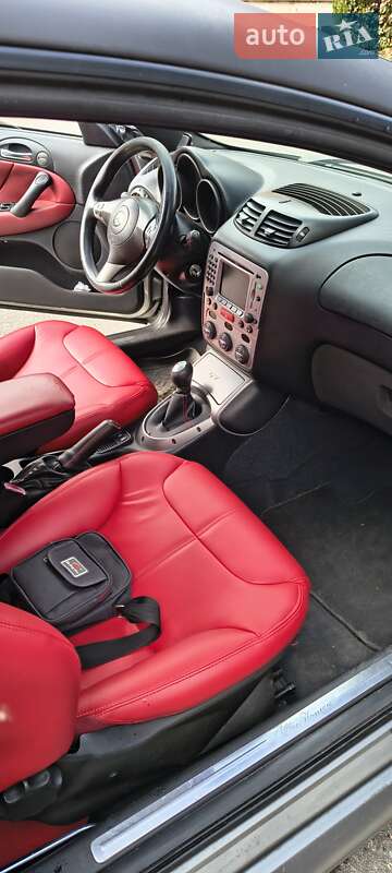 Купе Alfa Romeo GT 2004 в Днепре