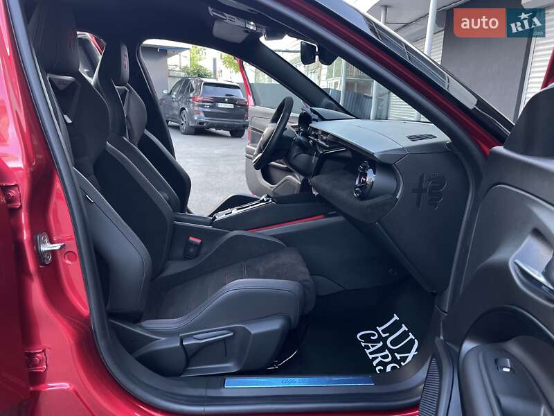 Внедорожник / Кроссовер Alfa Romeo Junior 2024 в Киеве фото 59 Внедорожник / Кроссовер Alfa Romeo Junior 2024 в Киеве