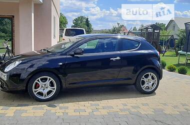 Купе Alfa Romeo MiTo 2010 в Калуше