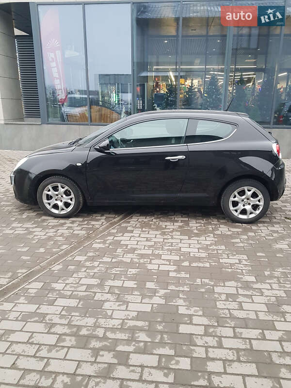 Хэтчбек Alfa Romeo MiTo 2010 в Радехове
