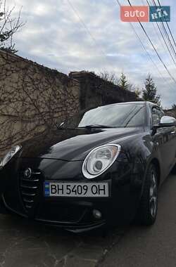 Хетчбек Alfa Romeo MiTo 2011 в 