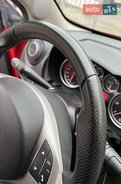 Хэтчбек Alfa Romeo MiTo 2011 в 