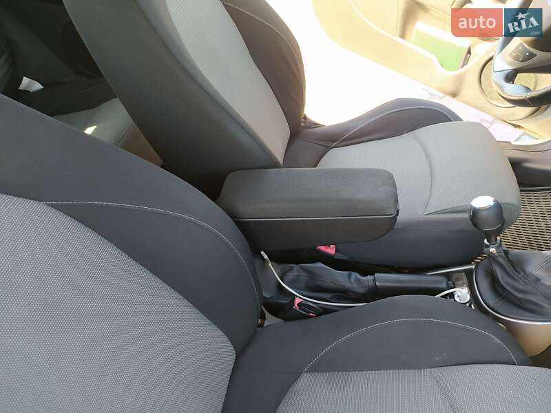 Хетчбек Alfa Romeo MiTo 2011 в Кременчуці