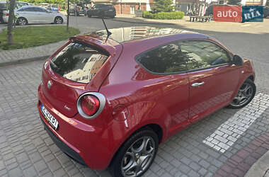Хетчбек Alfa Romeo MiTo 2012 в 