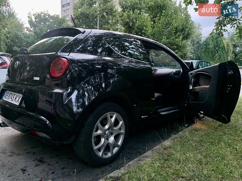 Хетчбек Alfa Romeo MiTo 2011 в Києві фото 5 Хетчбек Alfa Romeo MiTo 2011 в Києві