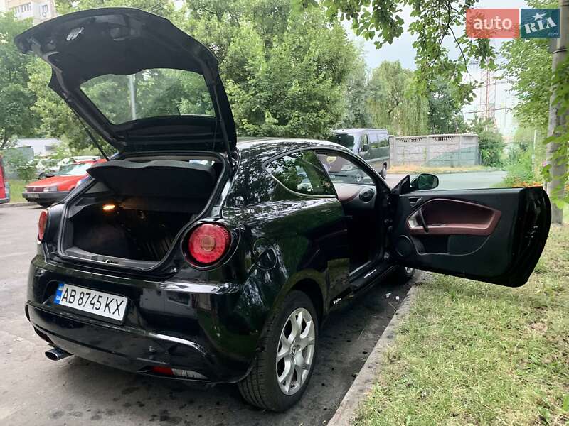 Хетчбек Alfa Romeo MiTo 2011 в Києві фото 11 Хетчбек Alfa Romeo MiTo 2011 в Києві