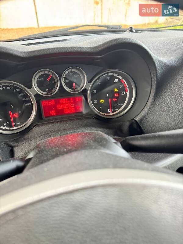 Хэтчбек Alfa Romeo MiTo 2009 в Кременчуге фото 5 Хэтчбек Alfa Romeo MiTo 2009 в Кременчуге