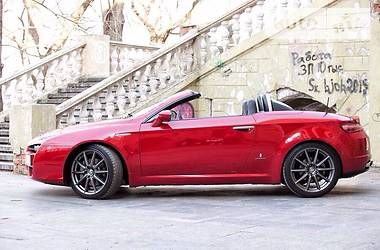 Кабриолет Alfa Romeo Spider 2008 в 