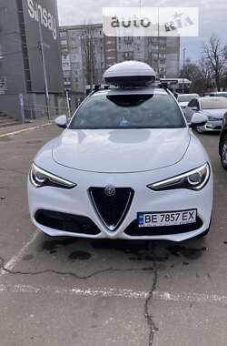 Позашляховик / Кросовер Alfa Romeo Stelvio 2018 в Миколаєві